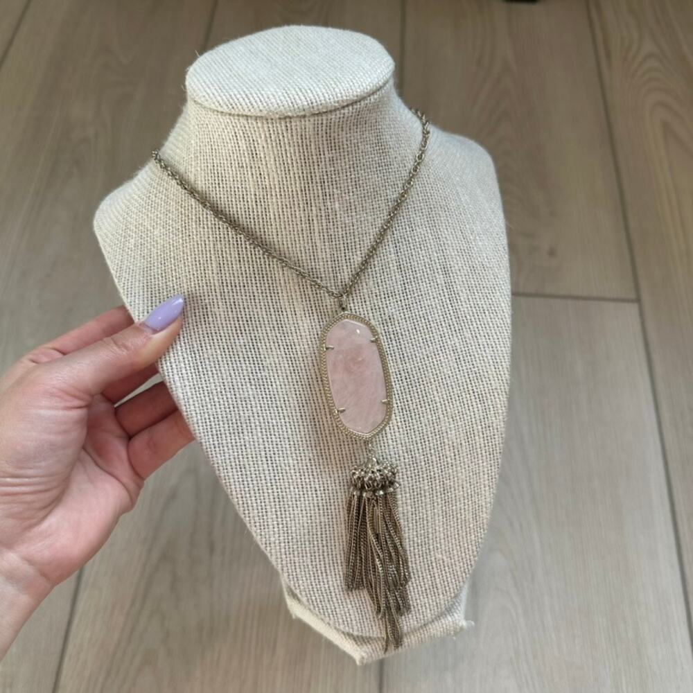 Kendra Scott Rayne pink rose quartz gold tassel oval pendant necklace